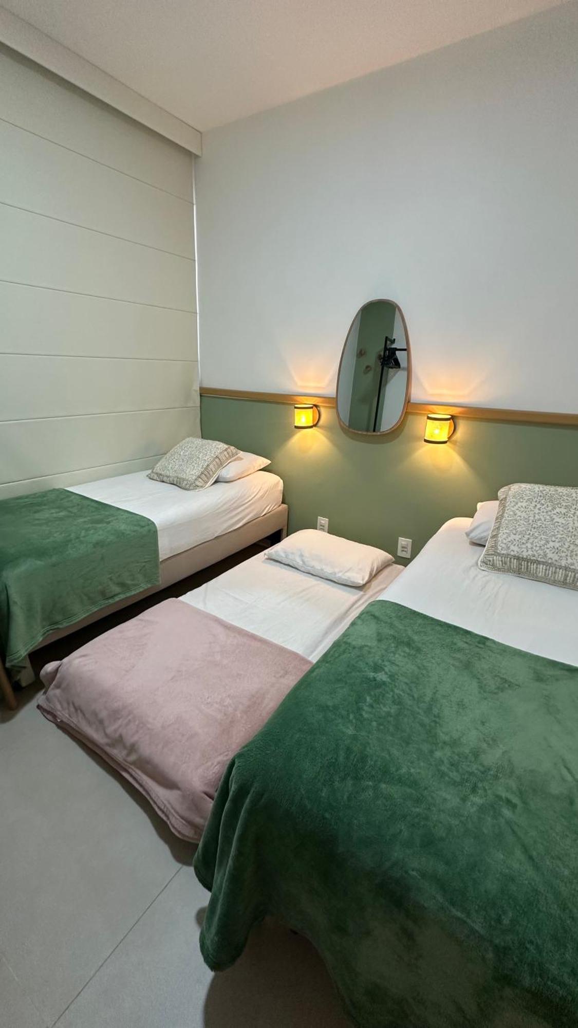 Lindo Apto No Melhor Lugar Da Barra Da Tijuca! Com Uma Vista De Tirar O Folego, Frente Para O Mar! Totalmente Equipado E Decorado Ao Lado Dos Melhores Hoteis E Quiosques Da Barra! Portaria 24H, Piscina, Sauna, Jacuzzi, Academia, Garagem, Wi-Fi, Lavan Рио-де-Жанейро Экстерьер фото