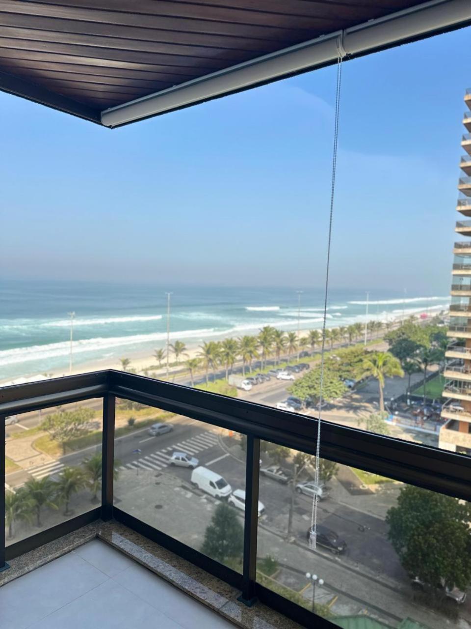Lindo Apto No Melhor Lugar Da Barra Da Tijuca! Com Uma Vista De Tirar O Folego, Frente Para O Mar! Totalmente Equipado E Decorado Ao Lado Dos Melhores Hoteis E Quiosques Da Barra! Portaria 24H, Piscina, Sauna, Jacuzzi, Academia, Garagem, Wi-Fi, Lavan Рио-де-Жанейро Экстерьер фото