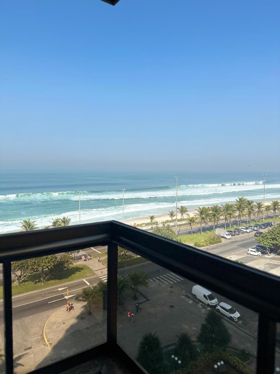 Lindo Apto No Melhor Lugar Da Barra Da Tijuca! Com Uma Vista De Tirar O Folego, Frente Para O Mar! Totalmente Equipado E Decorado Ao Lado Dos Melhores Hoteis E Quiosques Da Barra! Portaria 24H, Piscina, Sauna, Jacuzzi, Academia, Garagem, Wi-Fi, Lavan Рио-де-Жанейро Экстерьер фото